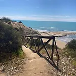 Casa vacanze Lara 600 Metri Dal Mare *