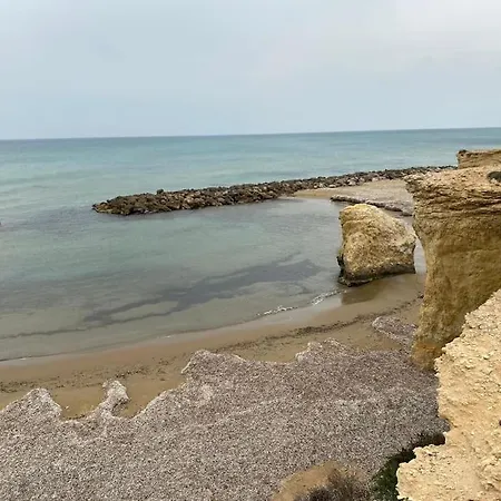 Lara 600 Metri Dal Mare *